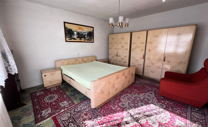 Predaj: Rodinný dom Dlhé Pole - centrum - fotografia 15