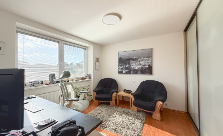 Predaj veľkého 6-izb. RD aj na firmu | 800 m2 | Mojš - fotografia 5