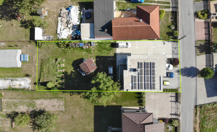 Predaj veľkého 6-izb. RD aj na firmu | 800 m2 | Mojš - fotografia 11