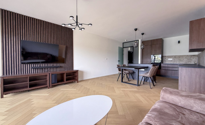Krásny dizajnový 3-izb. byt | EuroHomeStar | Amfiteáter | 108 m2 | kompletná nová rekonštrukcia - fotografia 1