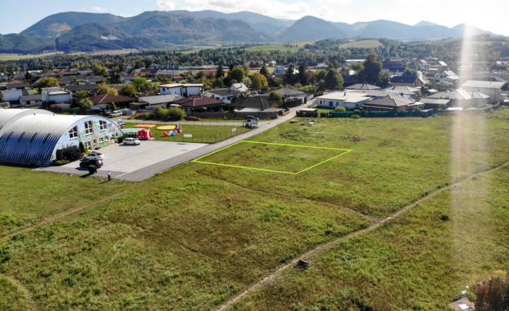Predaj | stavebný pozemok | Mojš | 550 m2 | IS pri pozemku