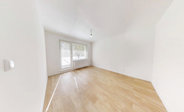 Predaj: Kompletne zrekonštruovaný 3 izbový byt s 2 balkónmi, ul. Ústecká, Žilina-Vlčince - fotografia 3