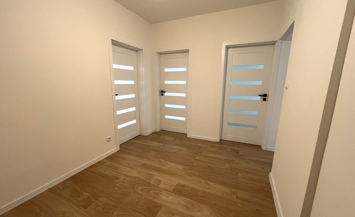 Predaj: Kompletne zrekonštruovaný 3 izbový byt s 2 balkónmi, ul. Ústecká, Žilina-Vlčince - fotografia 9